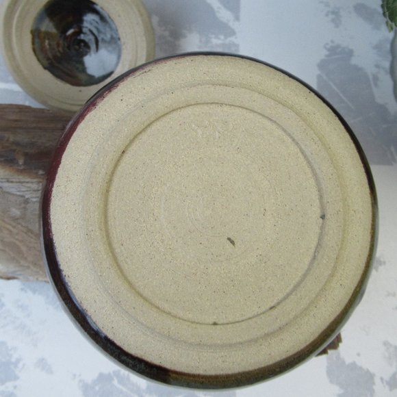 Stoneware Hand Made Glazed Pottery Bowl with Lid signed SRF - Picture 12 of 14